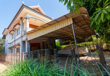 4 Bedroom House For Rent - Sala Kamreuk, Siem Reap thumbnail