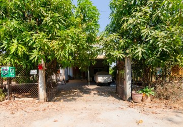 4 Bedroom House For Rent - Sala Kamreuk, Siem Reap thumbnail