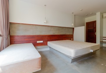 26 Bedroom Hotel For Rent - Sala Kamruek, Siem Reap thumbnail