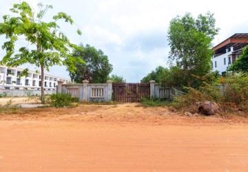 3,125 Sqm Land For Sale - Sala Kamreuk, Siem Reap thumbnail