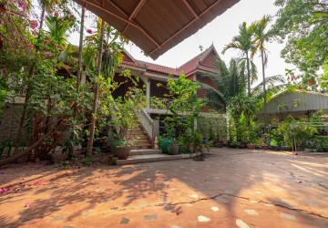 5 Bedroom House For Sale - Svay Dangkum, Siem Reap thumbnail