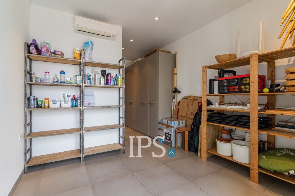 3 Bedroom Condo For Rent - Embassy Central, BKK1, Phnom Penh - Image 11