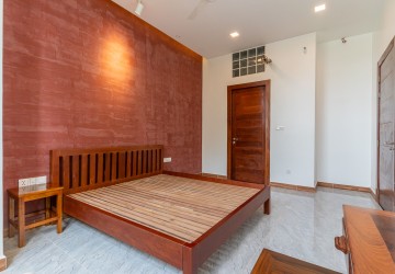 2 Bedroom Serviced Apartment For Rent - Chakto Mukh, Phnom Penh thumbnail