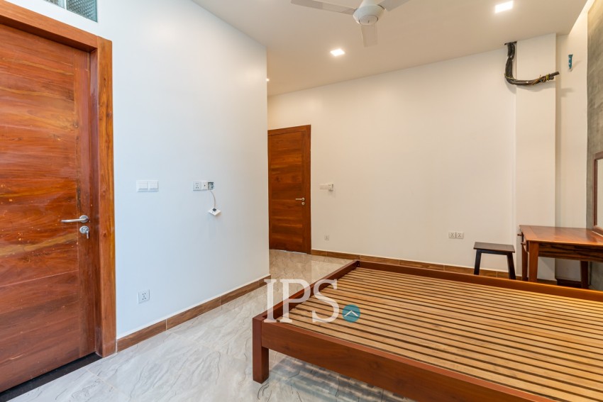 2 Bedroom Serviced Apartment For Rent - Chakto Mukh, Phnom Penh