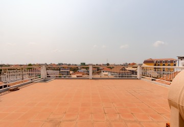 5 Bedroom Villa and Commercial Land For Sale - Svay Dangkum, Siem Reap thumbnail