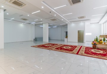 300 Sqm Office Space For Rent - Tumnup Teuk, Phnom Penh thumbnail