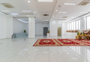 300 Sqm Office Space For Rent - Tumnup Teuk, Phnom Penh thumbnail