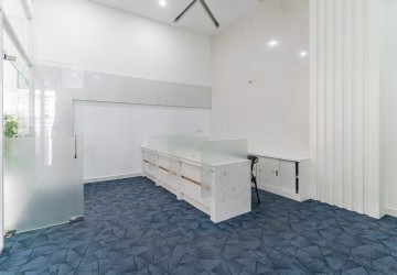 300 Sqm Office Space For Rent - Tumnup Teuk, Phnom Penh thumbnail