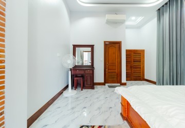 3 Bedroom Villa For Rent- Sala Kamreuk, Siem Reap thumbnail