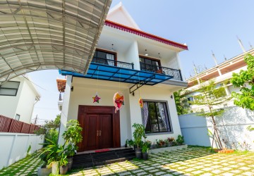 3 Bedroom Villa For Rent- Sala Kamreuk, Siem Reap thumbnail