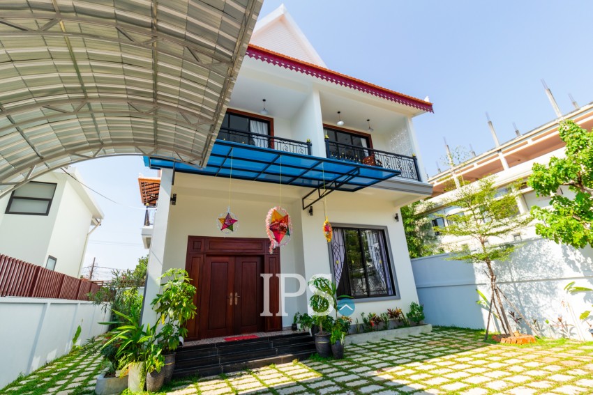 3 Bedroom Villa For Rent- Sala Kamreuk, Siem Reap