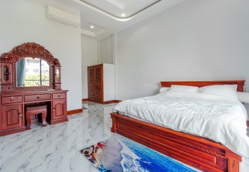 3 Bedroom Villa For Rent- Sala Kamreuk, Siem Reap thumbnail