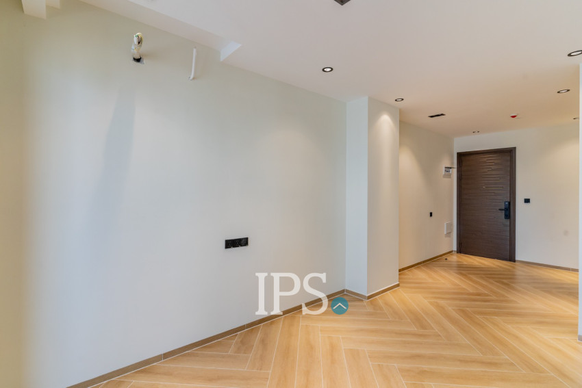 32nd Floor 1 Bedroom Condo Type B3 Resale - Time Square 306, BKK1, Phnom Penh