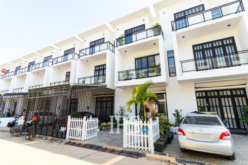 3 Bedroom Flat For Rent - Sala Kamreuk, Siem Reap