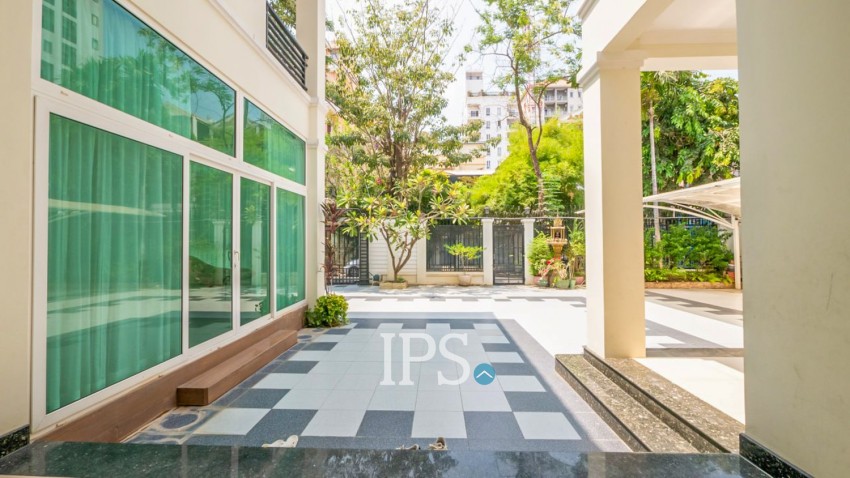 5 Bedroom Villa For Rent - Boeung Trabek, Phnom Penh