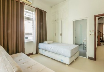 5 Bedroom Villa For Rent - Boeung Trabek, Phnom Penh thumbnail