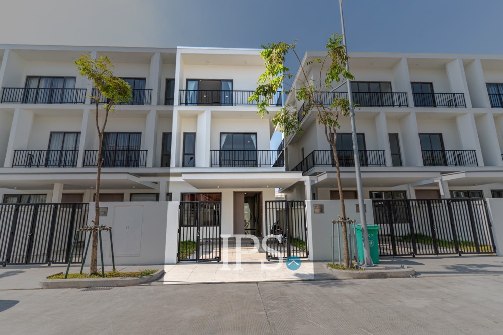 3 Bedroom Villa Kon Kat Laor For Rent - Borey Chankiri, Preaek Kampues, Phnom Penh