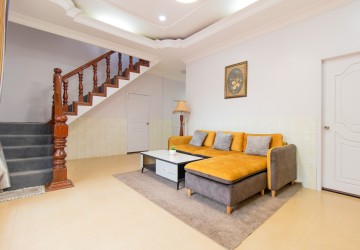 4 Bedroom Villa For Rent - Svay Dangkum, Siem Reap thumbnail