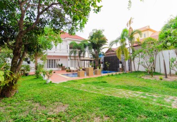 4 Bedroom Villa For Rent - Svay Dangkum, Siem Reap thumbnail