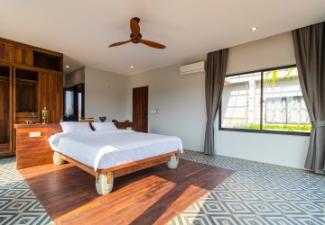 3 Bedroom Villa For Sale - Svay Dangkum, Siem Reap thumbnail