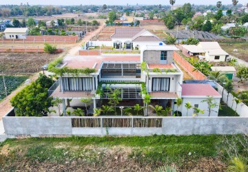 3 Bedroom Villa For Sale - Svay Dangkum, Siem Reap thumbnail