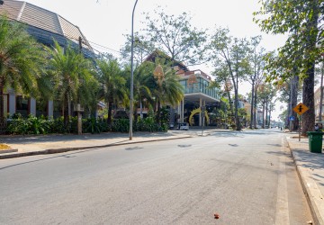 165 Sqm Retail Space For Rent - Svay Dangkum, Siem Reap thumbnail