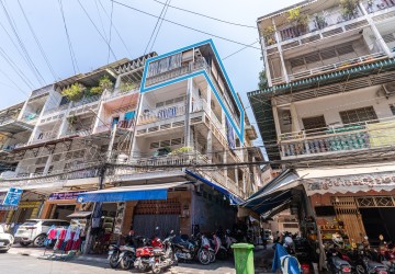 Renovated 1 Bedroom Apartment For Rent - 7 Makara, Phnom Penh thumbnail