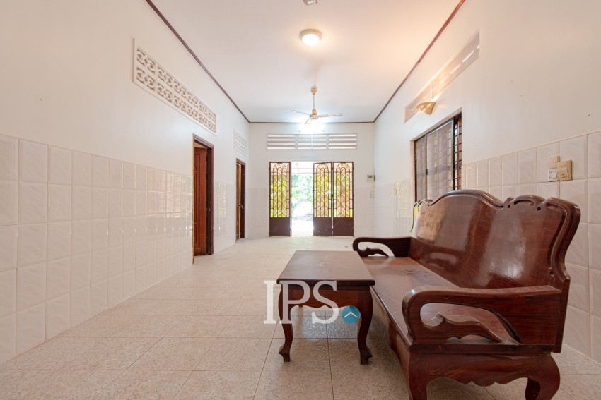 7 Bedroom House For Rent - Slor Kram, Siem Reap