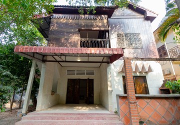 7 Bedroom House For Rent - Slor Kram, Siem Reap thumbnail