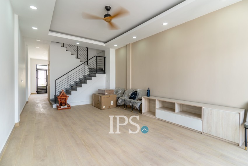 4 Bedroom Shophouse For Sale - Dangkao, Phnom Penh