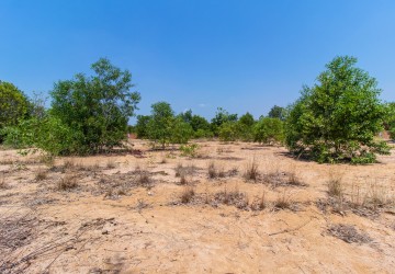 Land For Sale - Next to Golf Course, Svay Dangkum, Siem Reap thumbnail