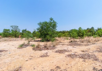 Land For Sale - Next to Golf Course, Svay Dangkum, Siem Reap thumbnail