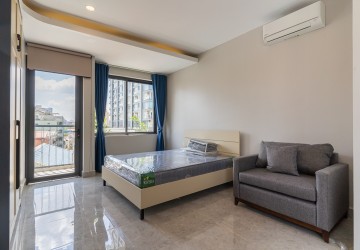 40 Sqm Studio Apartment For Rent - Tonle Bassac, Phnom Penh thumbnail