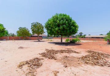 2,562 Sqm Land For Sale - Svay Dangkum, Siem Reap thumbnail