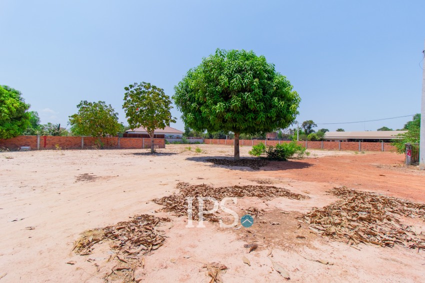 2,562 Sqm Land For Sale - Svay Dangkum, Siem Reap