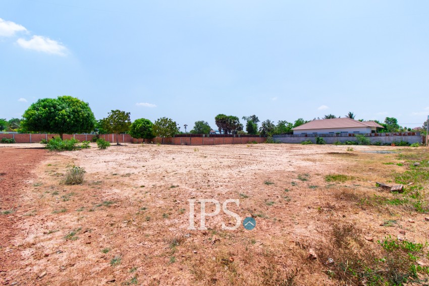 2,562 Sqm Land For Sale - Svay Dangkum, Siem Reap