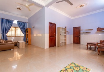 3 Bedroom Apartment For Rent - Svay Dangkum, Siem Reap thumbnail