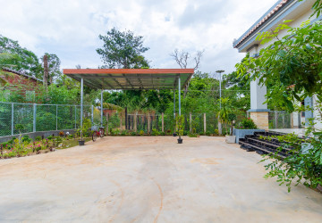 3 Bedroom House For Rent - Svay Dangkum, Siem Reap thumbnail