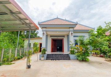 3 Bedroom House For Rent - Svay Dangkum, Siem Reap thumbnail