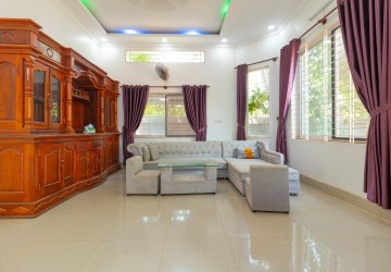 2 Bedroom House For Rent - Prasat Bakong, Siem Reap thumbnail