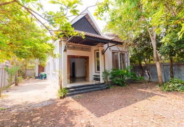 2 Bedroom House For Rent - Prasat Bakong, Siem Reap thumbnail