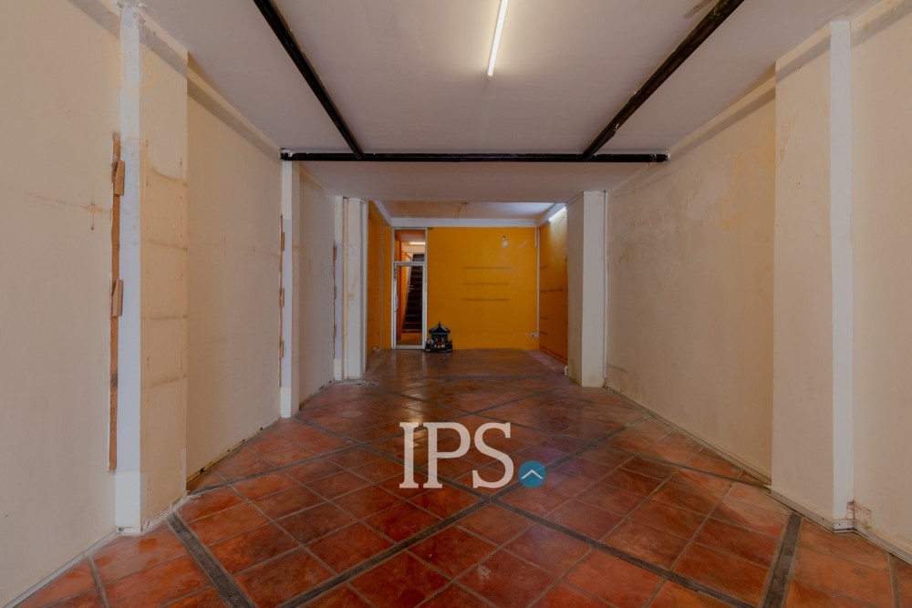 96 Sqm Rental Space For Rent - Svay Dangkum, Siem Reap - Image 3