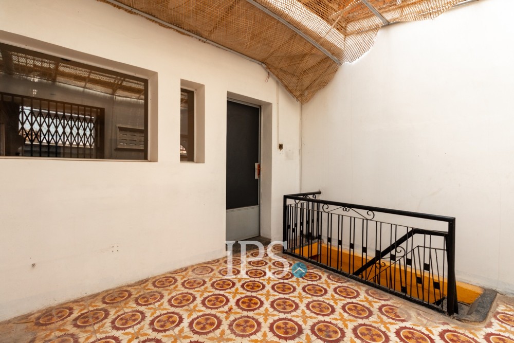 96 Sqm Rental Space For Rent - Svay Dangkum, Siem Reap - Image 10
