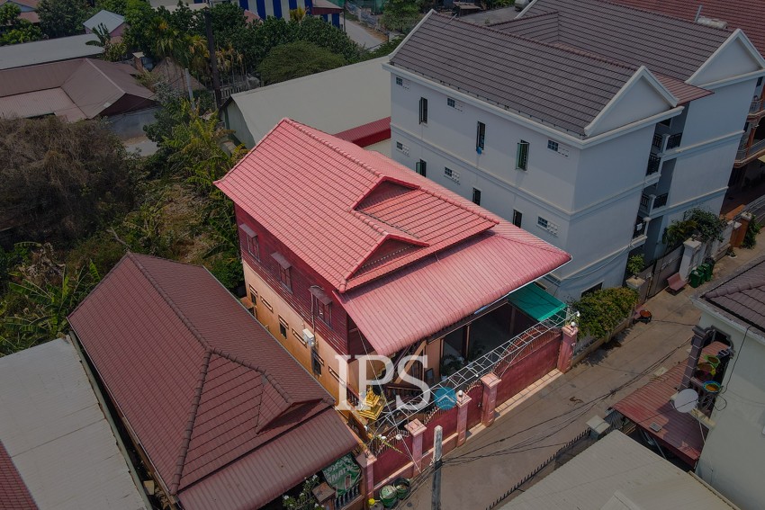 4 Bedroom House For Sale - Svay Dangkum, Siem Reap