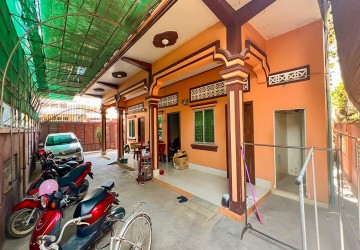 4 Bedroom House For Sale - Svay Dangkum, Siem Reap thumbnail