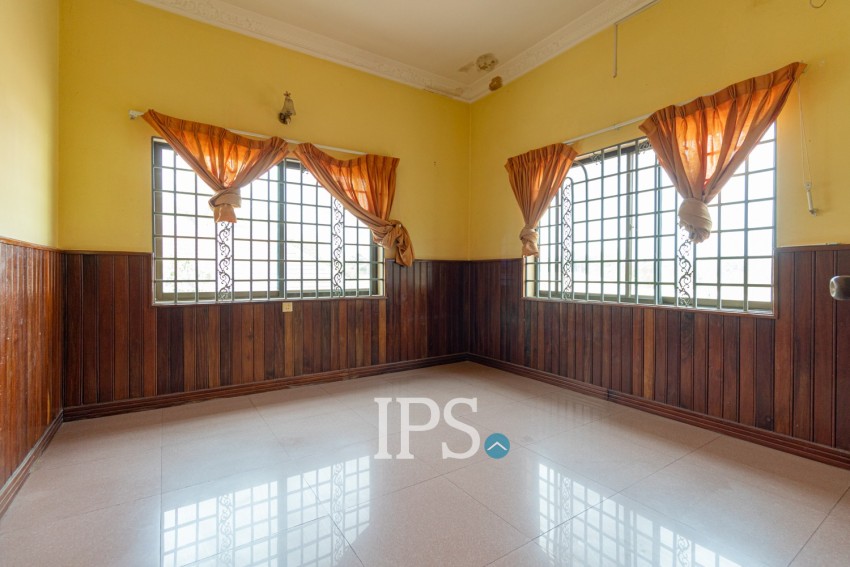 7 Bedroom House For Sale - Svay Dangkum, Siem Reap