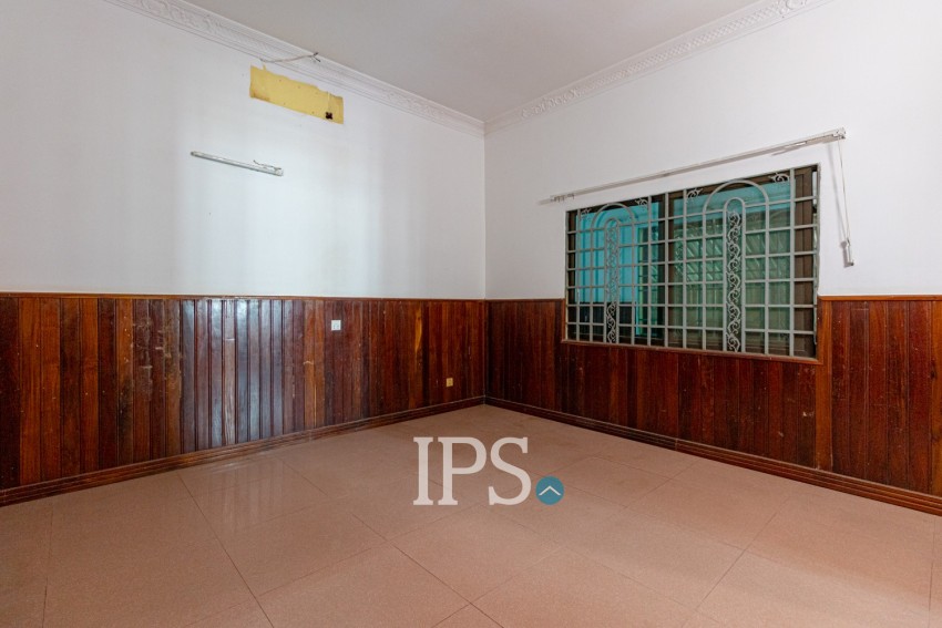 7 Bedroom House For Sale - Svay Dangkum, Siem Reap