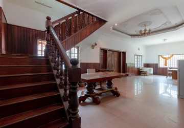 7 Bedroom House For Sale - Svay Dangkum, Siem Reap thumbnail