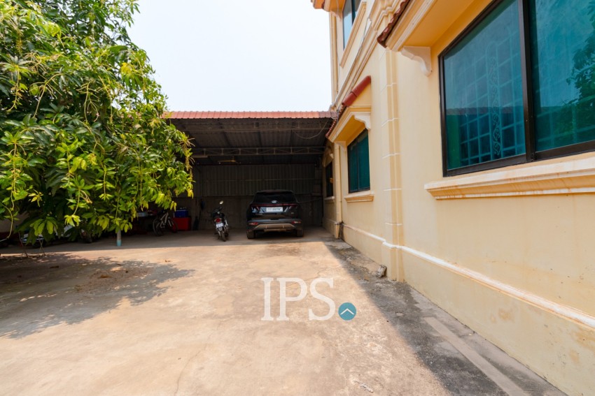 7 Bedroom House For Sale - Svay Dangkum, Siem Reap