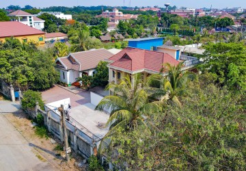 7 Bedroom House For Sale - Svay Dangkum, Siem Reap thumbnail